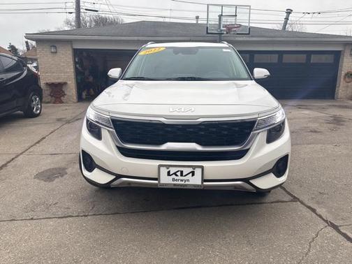 2022 Kia Seltos EX