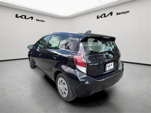 2016 Toyota Prius c Two