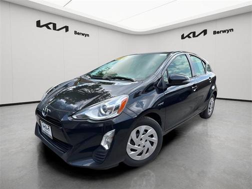 2016 Toyota Prius c Two