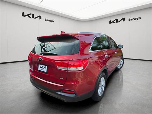2017 Kia Sorento LX