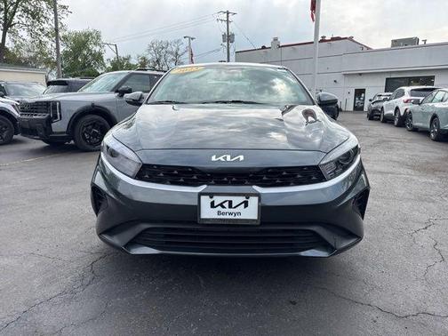 Gravity Gray 2023 Kia Forte LXS