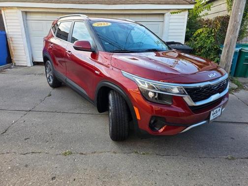 2023 Kia Seltos S