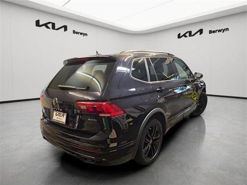 2022 Volkswagen Tiguan 2.0T SE R-Line Black 4MOTION