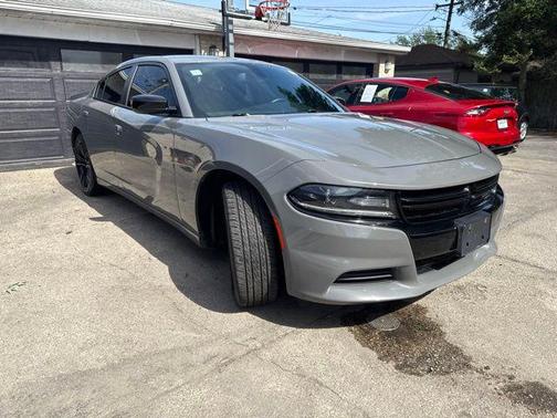 Destroyer Gray Clearcoat 2017 Dodge Charger SE
