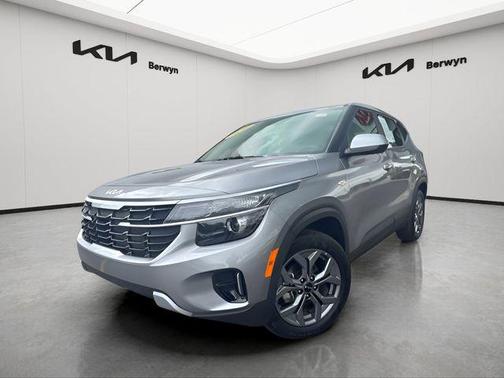 Steel Gray 2026 Kia Seltos LX