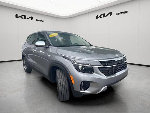 Steel Gray 2026 Kia Seltos LX