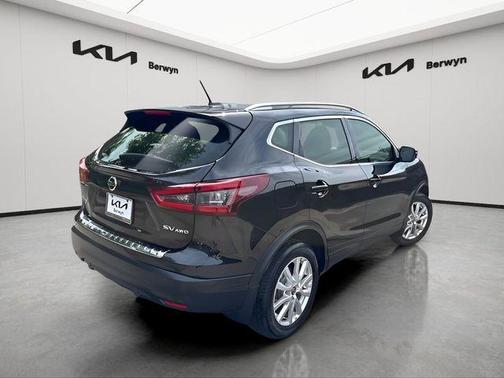 Magnetic Black Pearl 2022 Nissan Rogue Sport SV