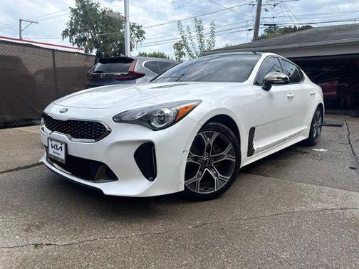 Snow White Pearl 2021 Kia Stinger GT-Line