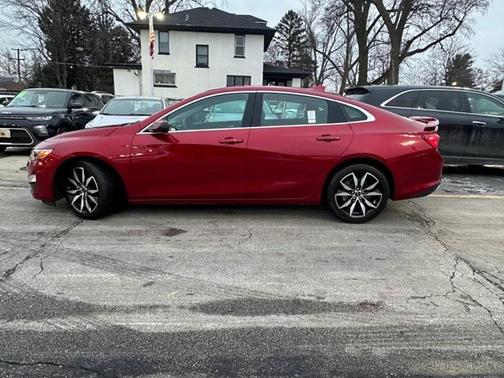 2022 Chevrolet Malibu FWD RS