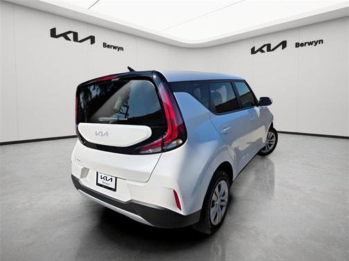 2024 Kia Soul LX