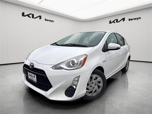 2016 Toyota Prius c Two