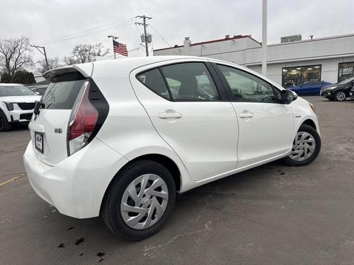 2016 Toyota Prius c Two