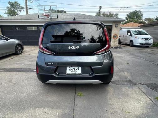 2024 Kia Soul LX