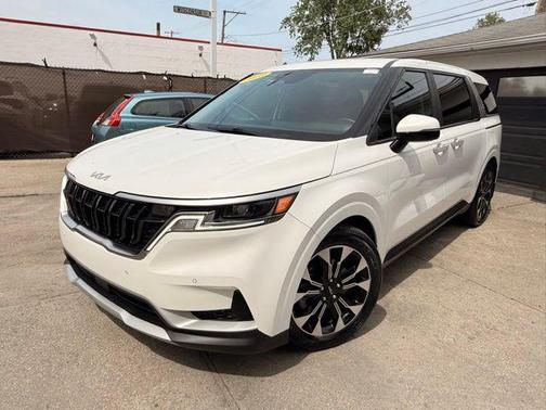 Snow White Pearl 2023 Kia Carnival EX