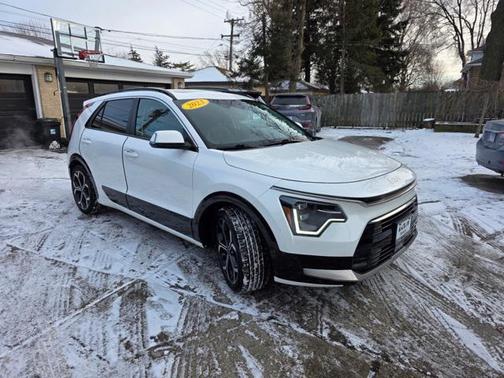 2023 Kia Niro Touring