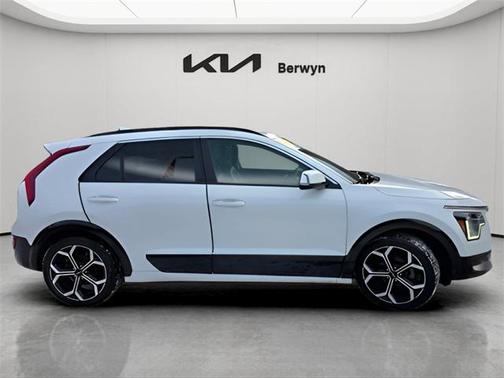 2023 Kia Niro Touring