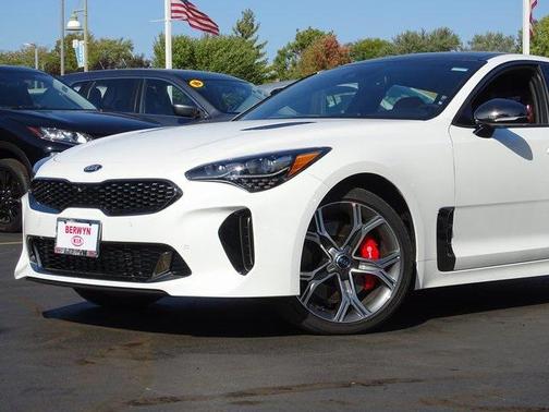 2021 Kia Stinger GT1