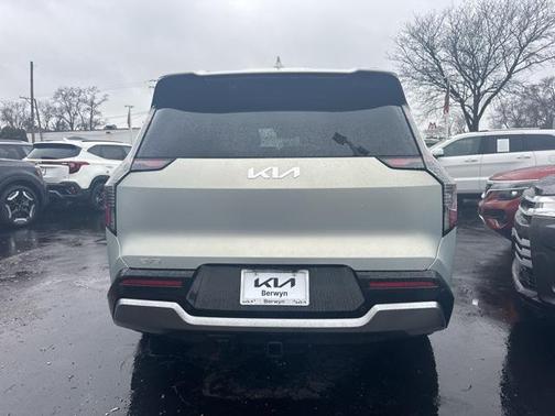 2024 Kia EV9 Land