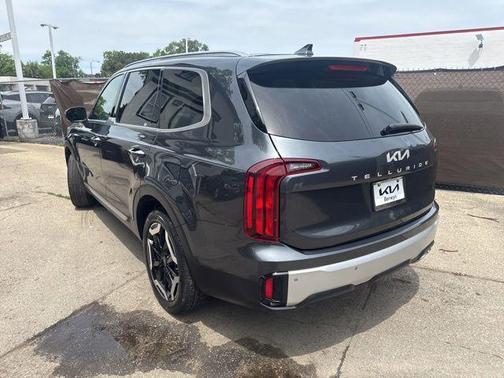 Gravity Gray 2024 Kia Telluride S