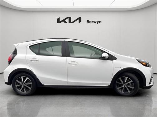 2018 Toyota Prius c Two