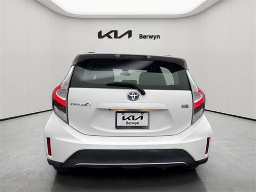2018 Toyota Prius c Two