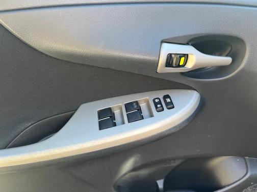 2012 Toyota Corolla L
