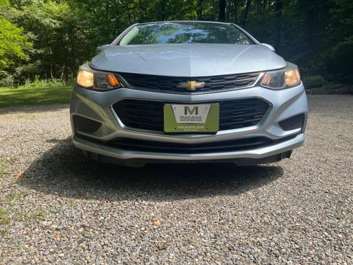 2018 Chevrolet Cruze LS