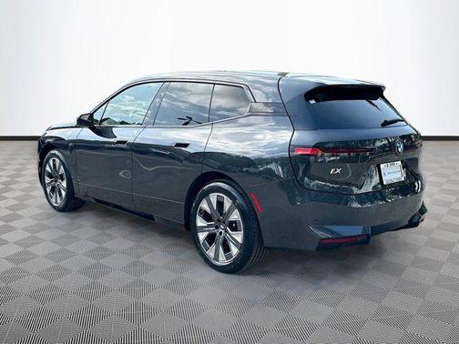 2026 BMW iX xDrive45