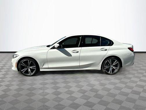 2023 BMW 330 330i