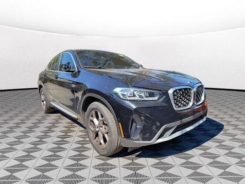 2022 BMW X4 xDrive30i