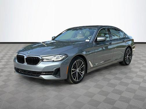 2022 BMW 540 i