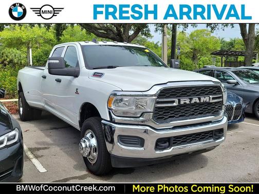 Bright White Clearcoat 2024 RAM 3500 Tradesman Crew Cab 4x4 8' Box