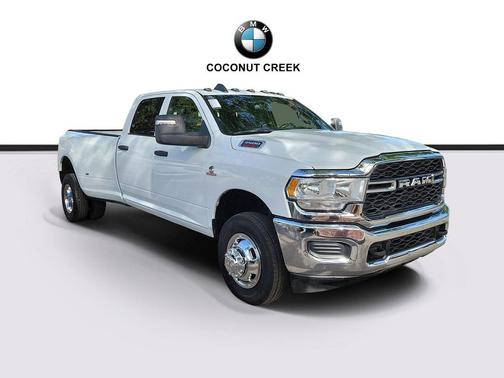 Bright White Clearcoat 2024 RAM 3500 Tradesman Crew Cab 4x4 8' Box