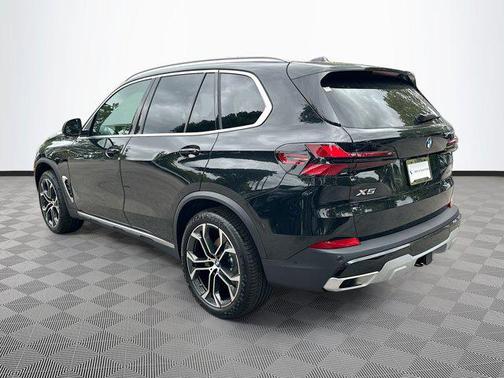 2026 BMW X5 sDrive40i