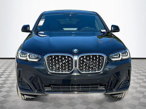 2023 BMW X4 xDrive30i
