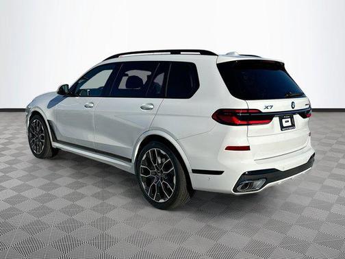 2026 BMW X7 xDrive40i