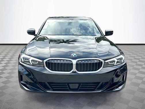2026 BMW 330 i