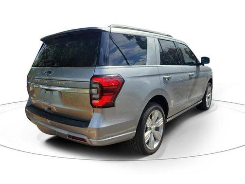 Iconic Silver Metallic 2024 Ford Expedition Platinum