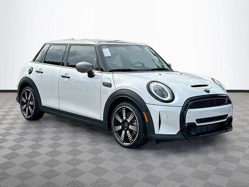 2024 MINI Hardtop Cooper S