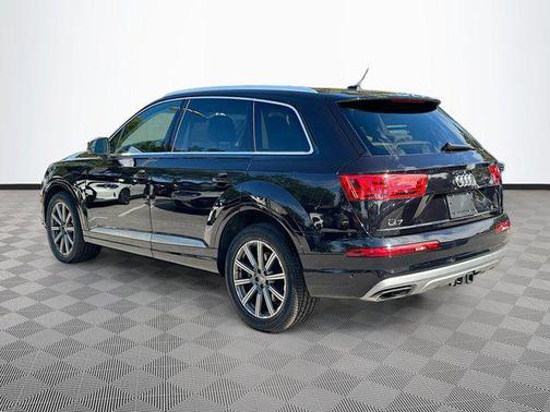 2019 Audi Q7 55 Premium Plus