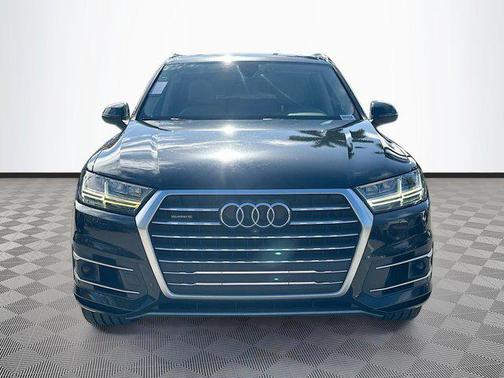 2019 Audi Q7 55 Premium Plus