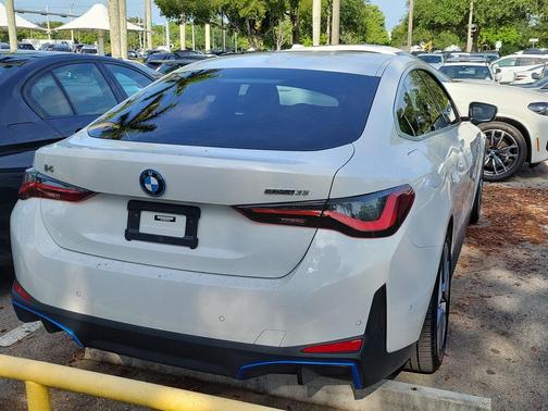 Alpine White 2023 BMW i4 Gran Coupe eDrive35