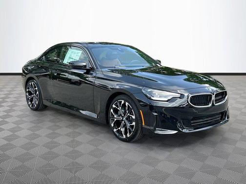 2025 BMW 230 i