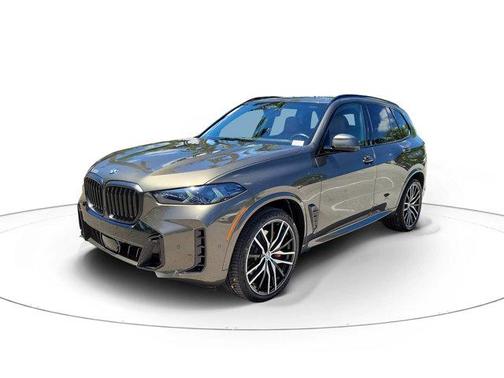 Manhattan Green Metallic 2024 BMW X5 sDrive40i