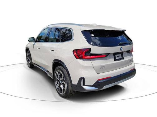 Dune Grey Metallic 2026 BMW X1 xDrive28i