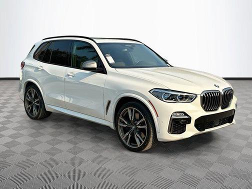 2020 BMW X5 M50i