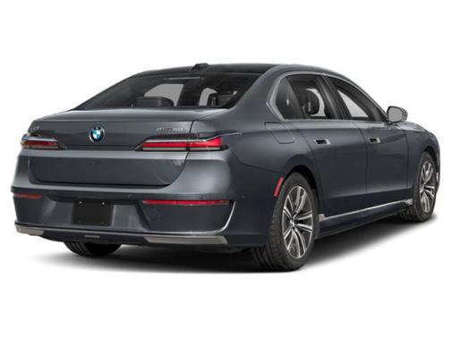 Frozen Deep Grey 2025 BMW i7 eDrive50