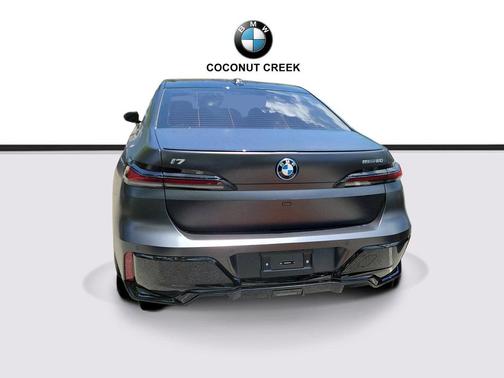 Frozen Deep Grey 2025 BMW i7 eDrive50