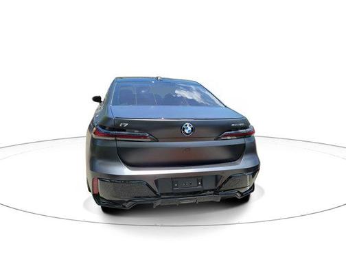 Frozen Deep Grey 2025 BMW i7 eDrive50