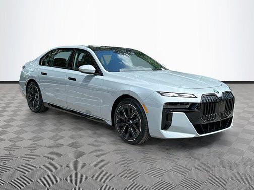 2025 BMW 760 i xDrive